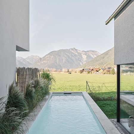 Urban Mountain Chalet With Lake View Maurach  Exterior photo
