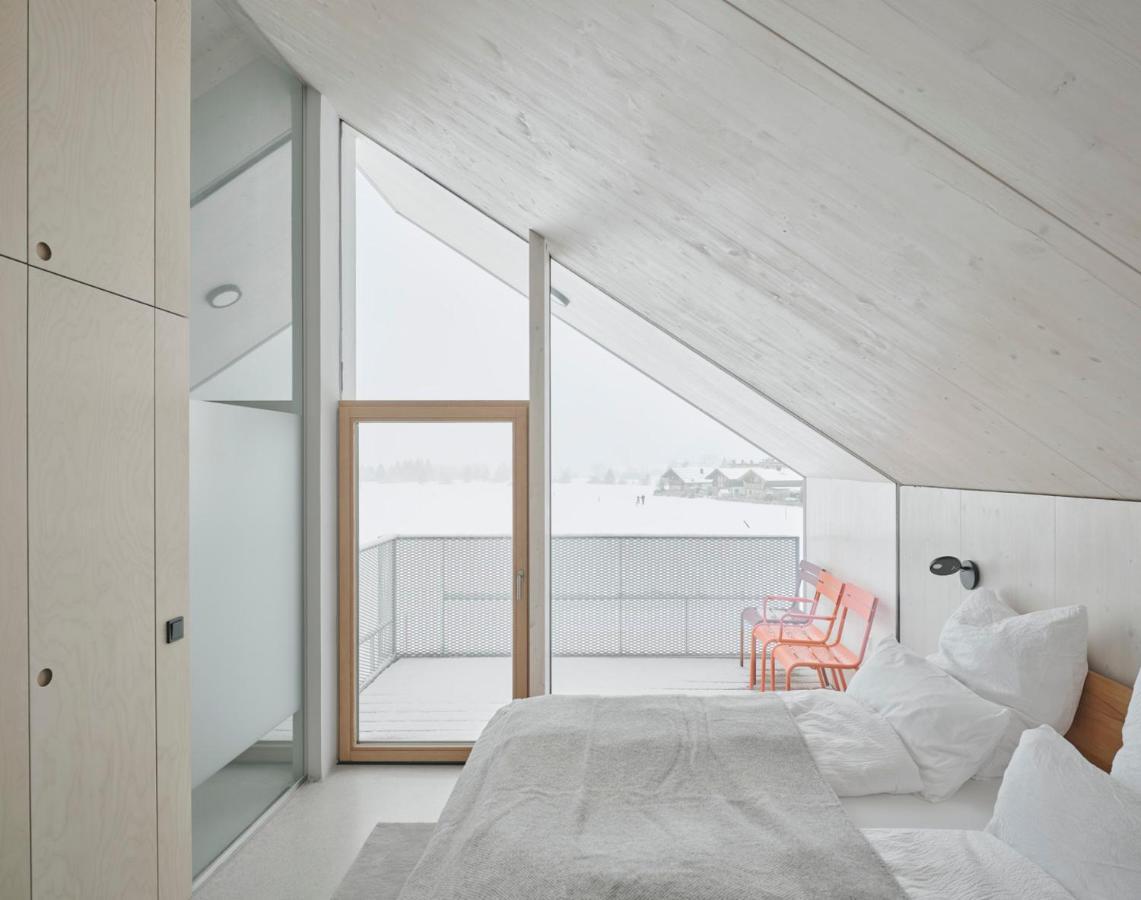 Urban Mountain Chalet With Lake View Maurach  Exterior photo