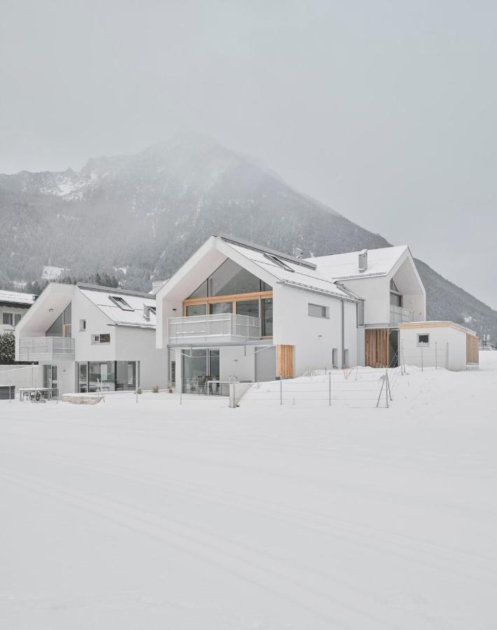 Urban Mountain Chalet With Lake View Maurach  Exterior photo